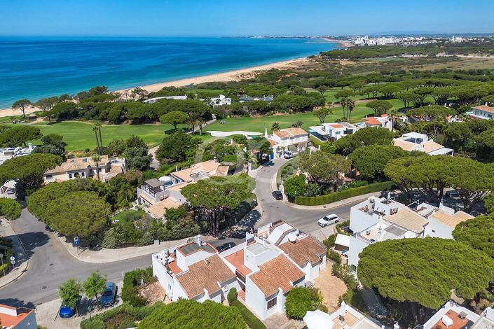 Image No.14-3 Bed House for sale