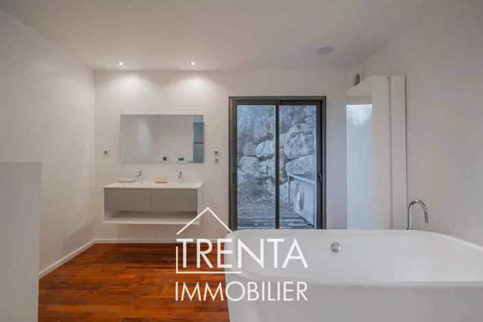 Image No.25-Maison de 5 chambres à vendre à Tullins