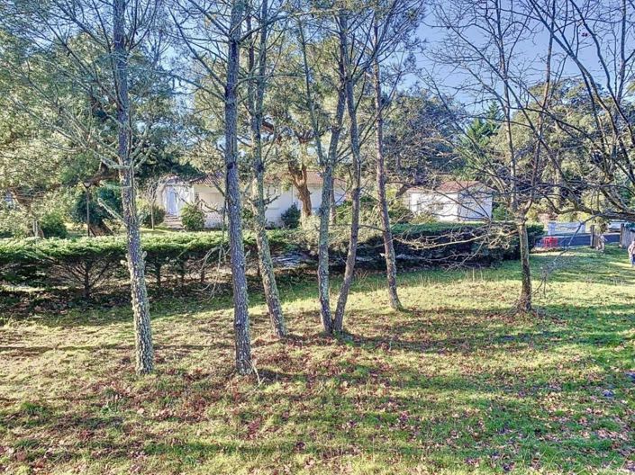 Image No.19-3 Bed House for sale