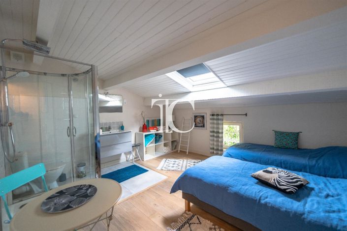 Image No.21-5 Bed House for sale