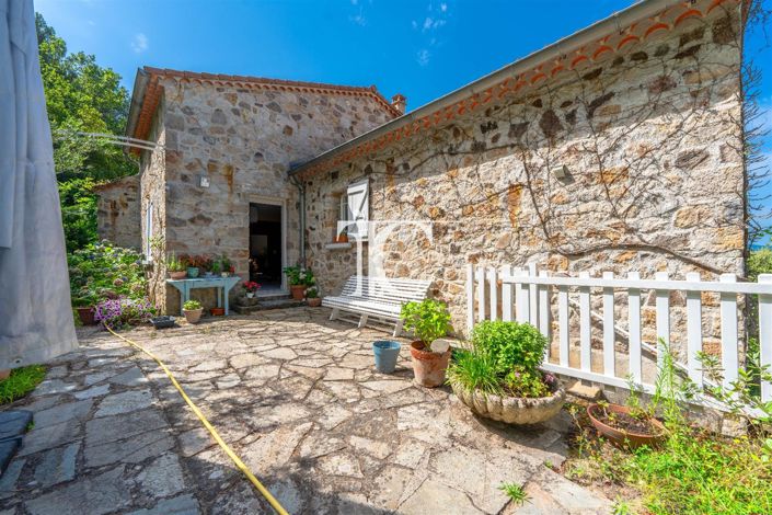 Image No.6-5 Bed House for sale