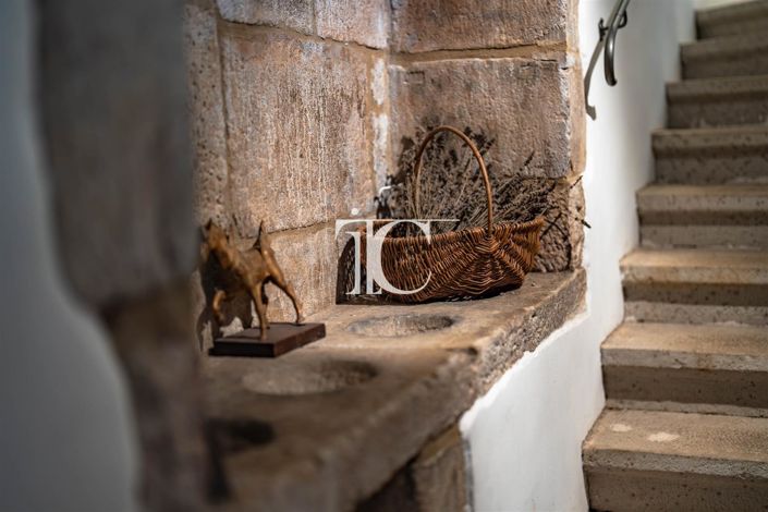 Image No.23-7 Bed House for sale