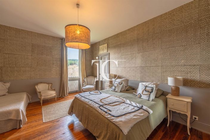 Image No.3-7 Bed House for sale