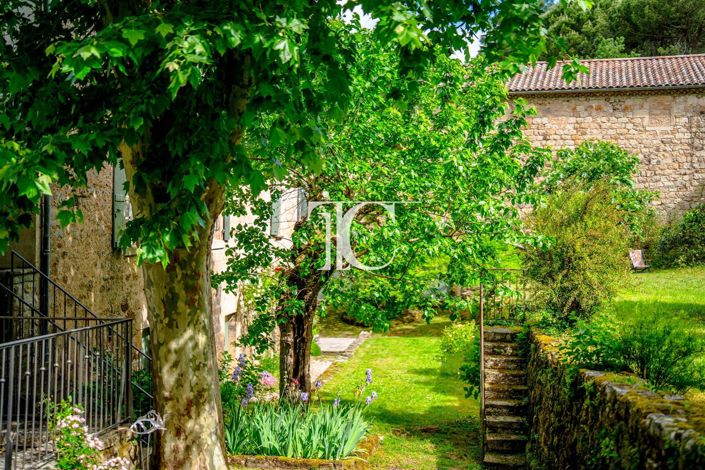 Image No.30-7 Bed House for sale