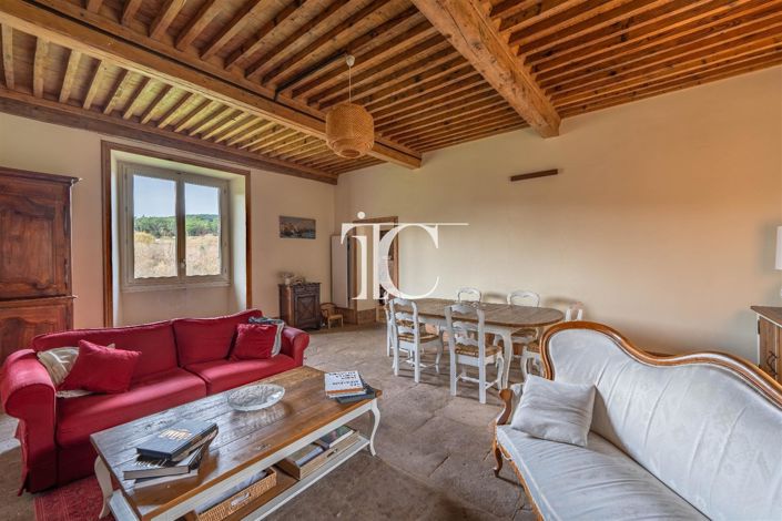 Image No.5-7 Bed House for sale