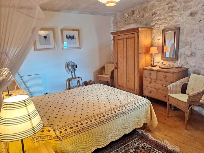 Image No.18-3 Bed House for sale