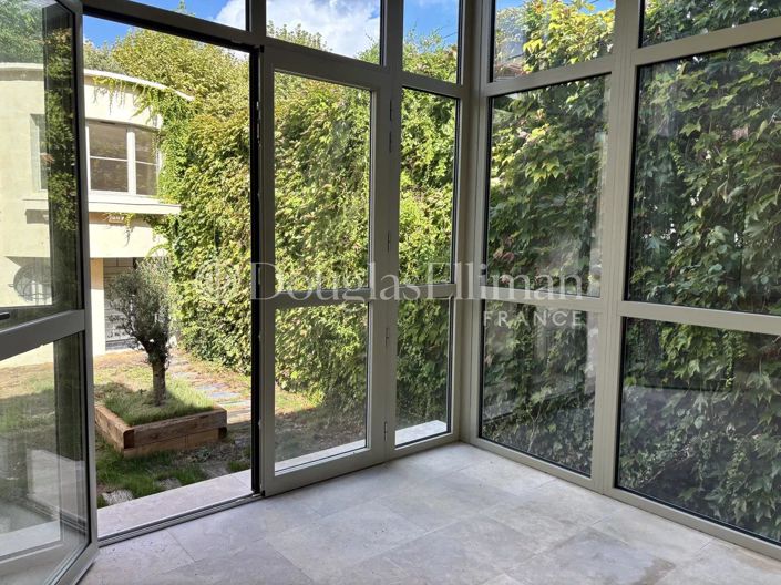 Image No.8-House for sale