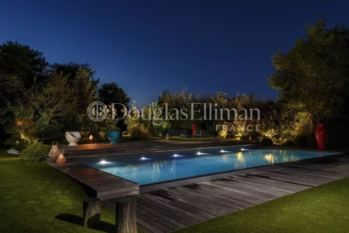 Image No.15-7 Bed House for sale