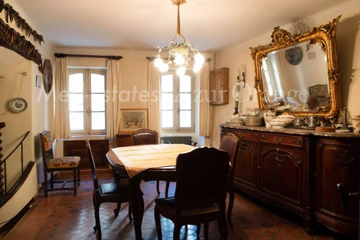 Image No.18-10 Bed House for sale