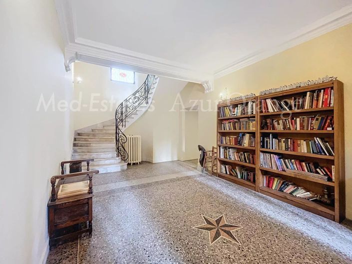 Image No.10-15 Bed House for sale