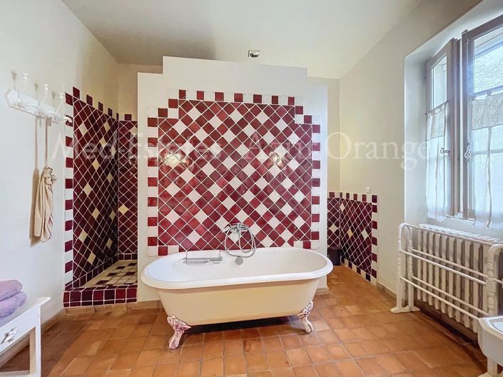 Image No.19-15 Bed House for sale