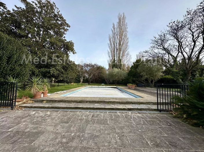 Image No.28-15 Bed House for sale