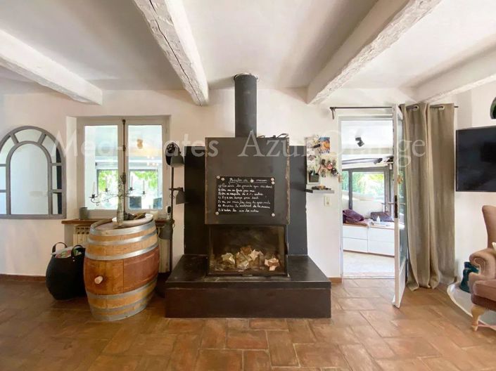 Image No.7-5 Bed House for sale