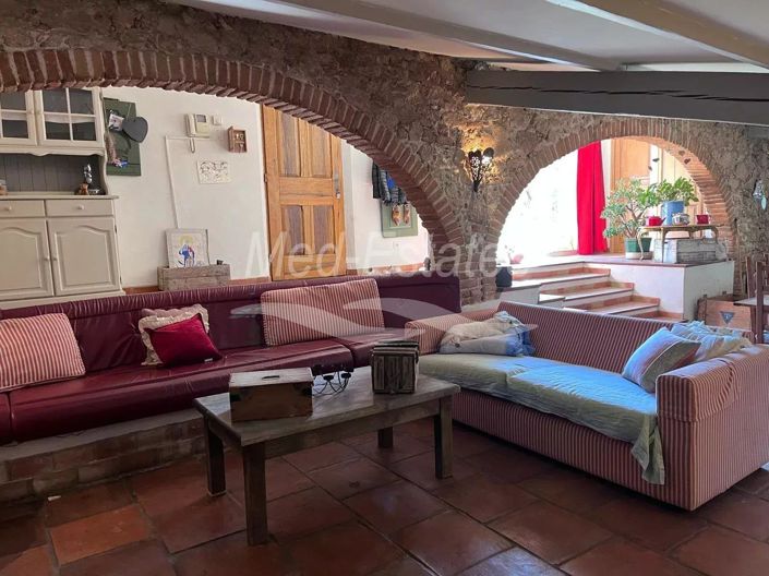 Image No.23-3 Bed House for sale