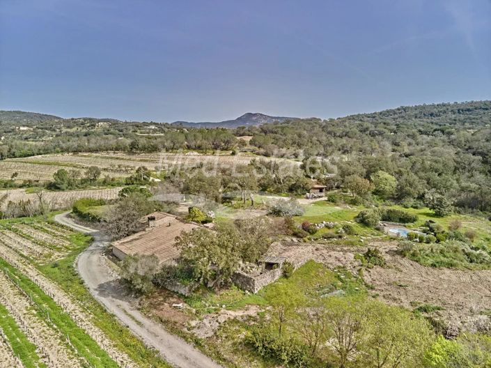 Image No.5-3 Bed House for sale