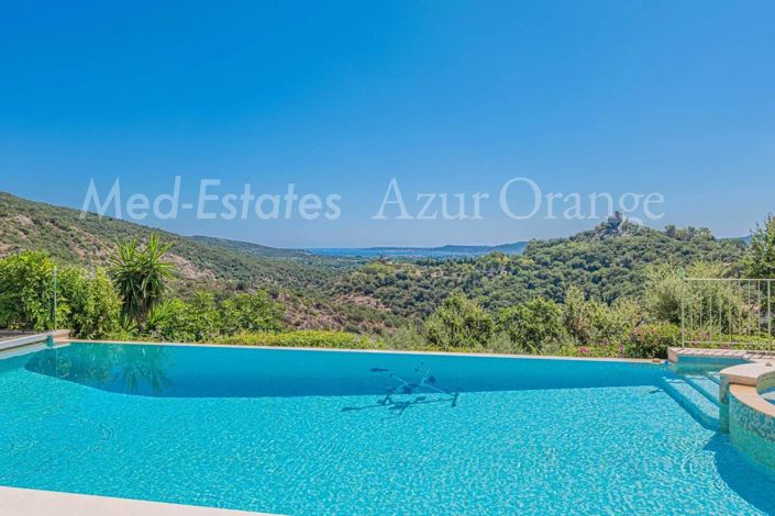 Image No.4-5 Bed House for sale