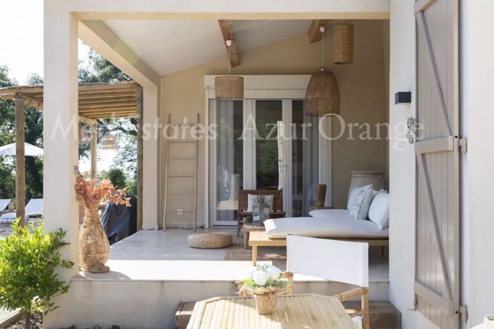 Image No.4-4 Bed House for sale