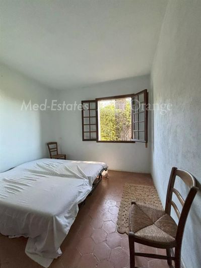 Image No.11-5 Bed House for sale