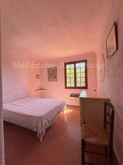 Image No.13-5 Bed House for sale