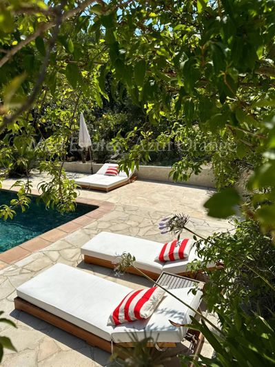 Image No.1-3 Bed House for sale