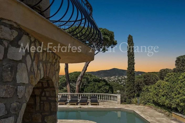 Image No.27-5 Bed House for sale