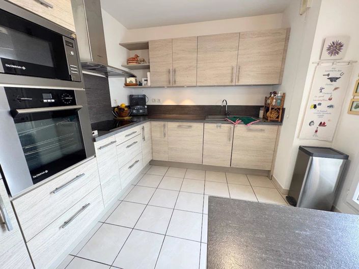 Image No.11-4 Bed Apartment for sale