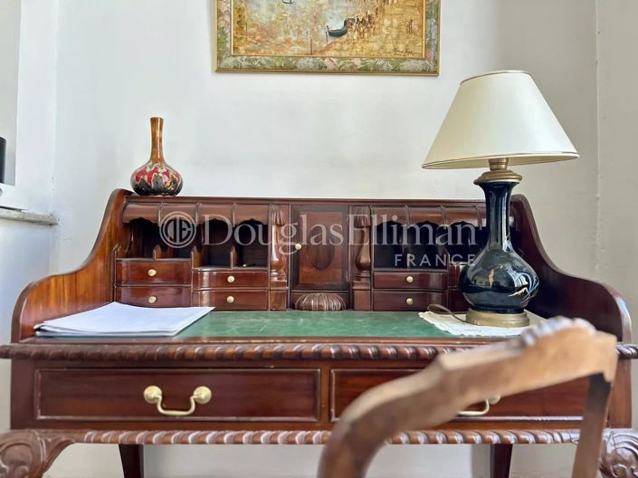 Image No.7-9 Bed House for sale