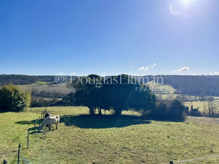 Image No.4-9 Bed House for sale