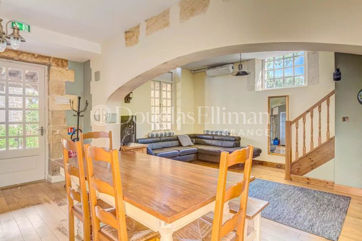 Image No.33-House for sale