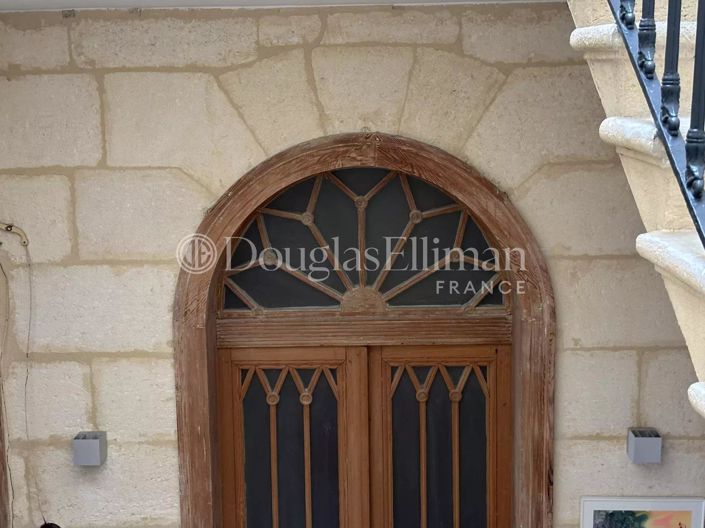 Image No.2-6 Bed House for sale