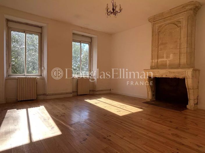 Image No.4-6 Bed House for sale