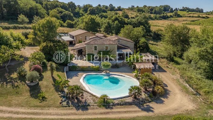 Image No.2-9 Bed House for sale