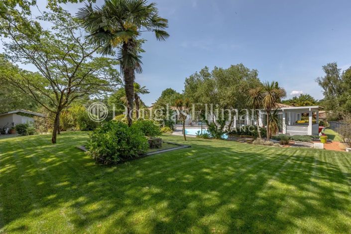 Image No.5-4 Bed House for sale