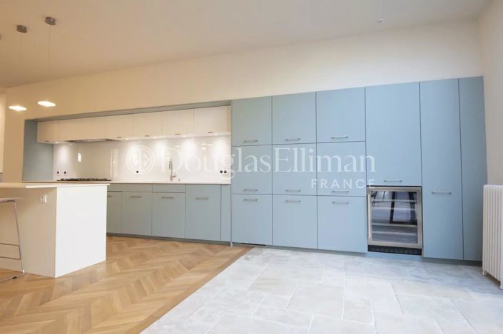 Image No.4-5 Bed House for sale