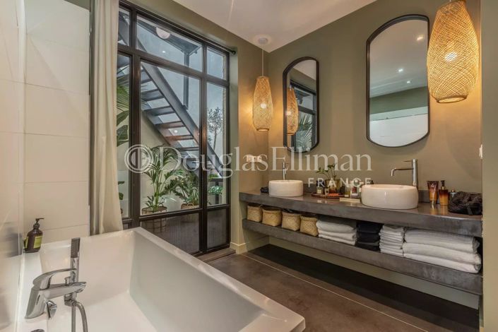 Image No.1-Maison de 4 chambres à vendre à Bordeaux