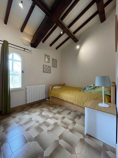 Image No.15-5 Bed House for sale