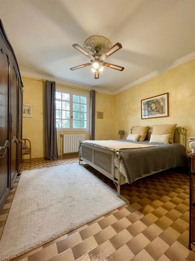 Image No.23-5 Bed House for sale