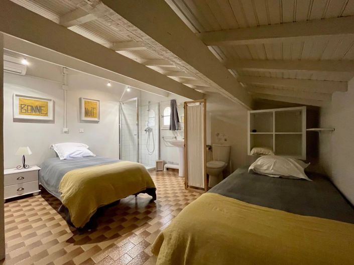 Image No.32-5 Bed House for sale