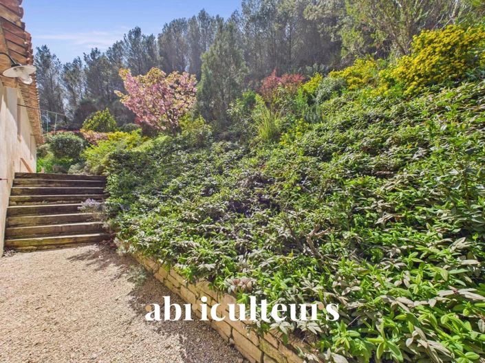 Image No.13-4 Bed House for sale