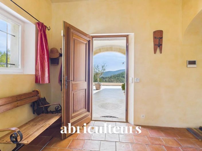 Image No.14-4 Bed House for sale