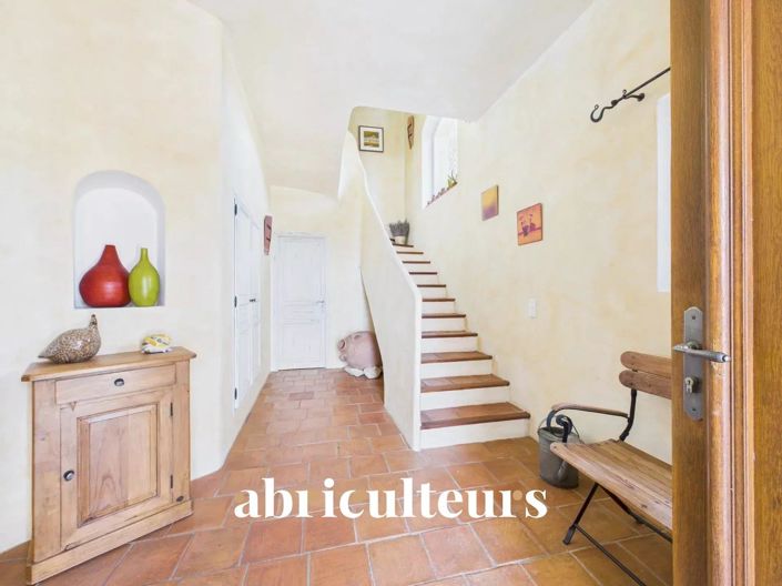 Image No.15-4 Bed House for sale