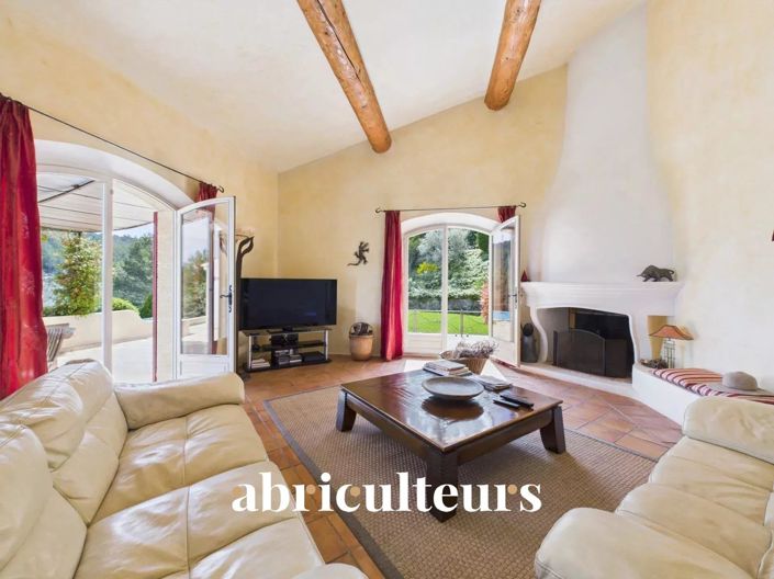 Image No.18-4 Bed House for sale