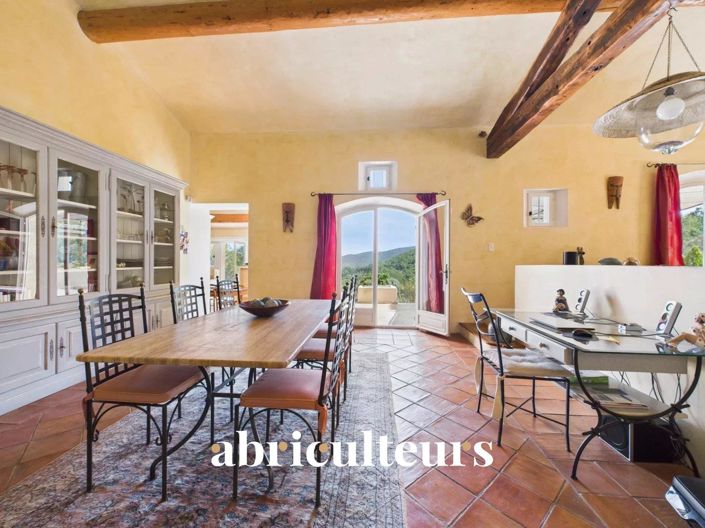 Image No.24-4 Bed House for sale