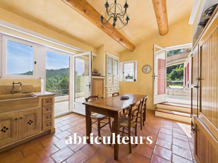 Image No.26-4 Bed House for sale