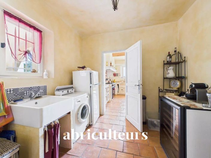 Image No.28-4 Bed House for sale