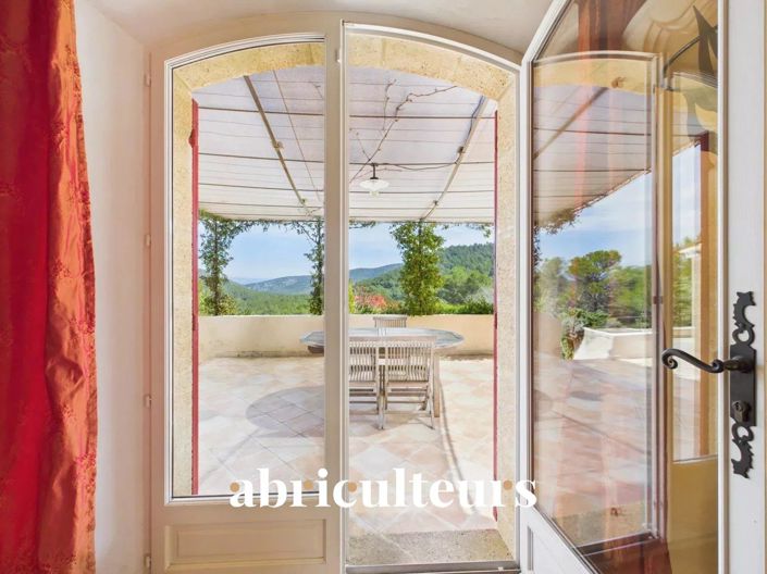 Image No.30-4 Bed House for sale