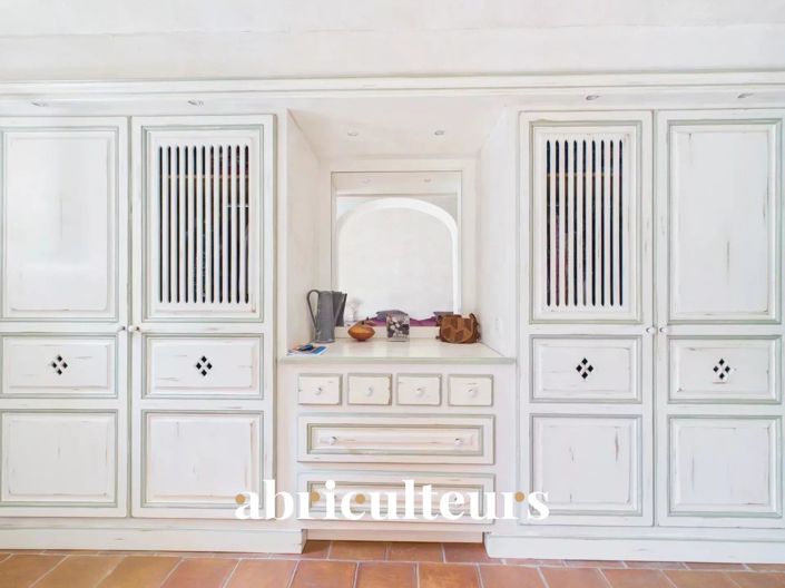 Image No.38-4 Bed House for sale