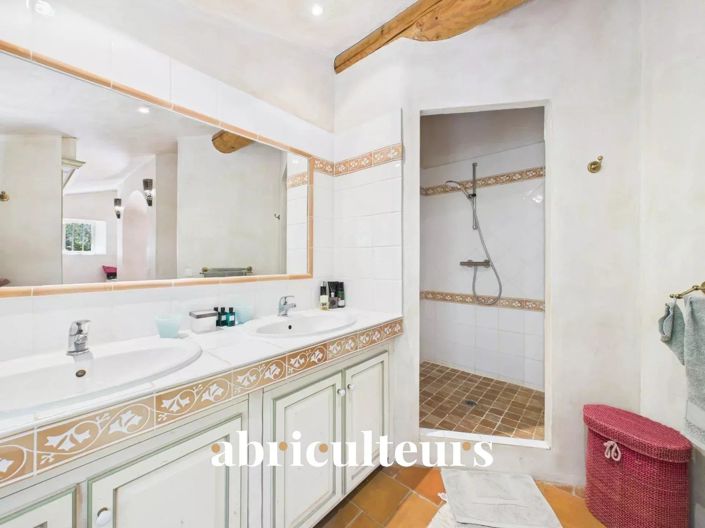 Image No.39-4 Bed House for sale