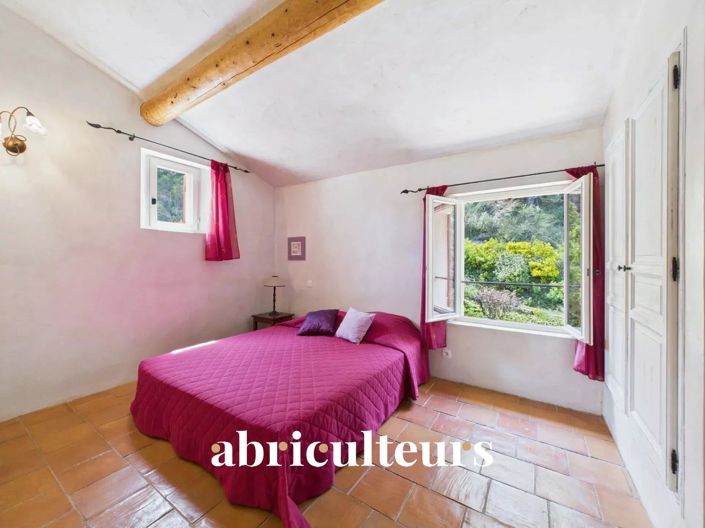 Image No.45-4 Bed House for sale