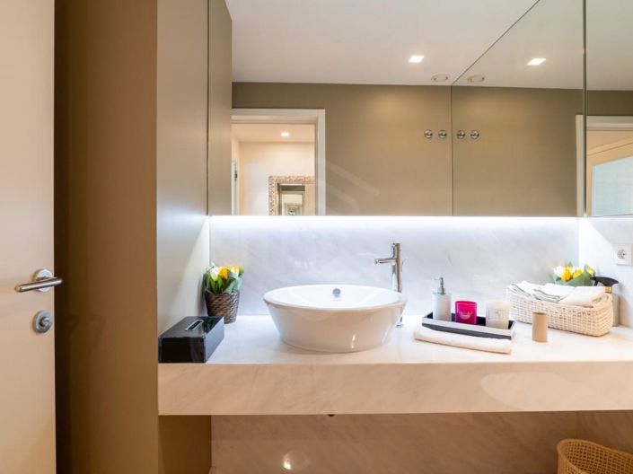 Image No.11-3 Bed Apartment for sale